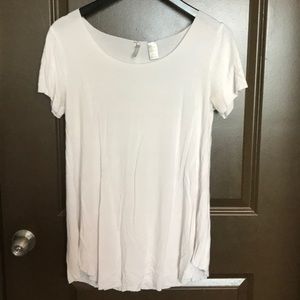 BKE white tunic with back seam